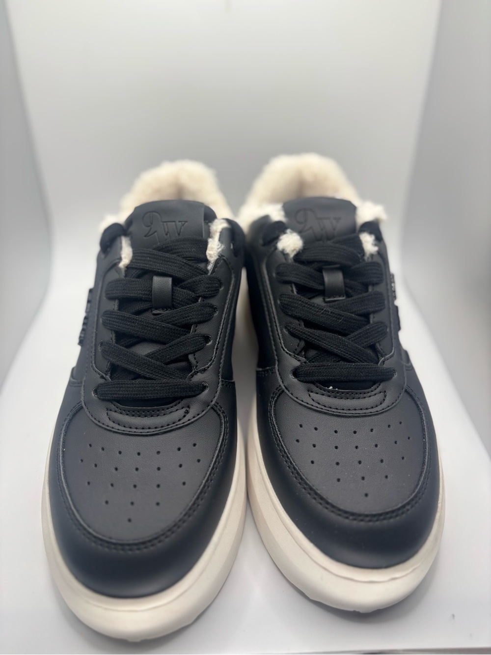 New Nine West Women’s Cuddly 3 Black Sneakers Size 9M